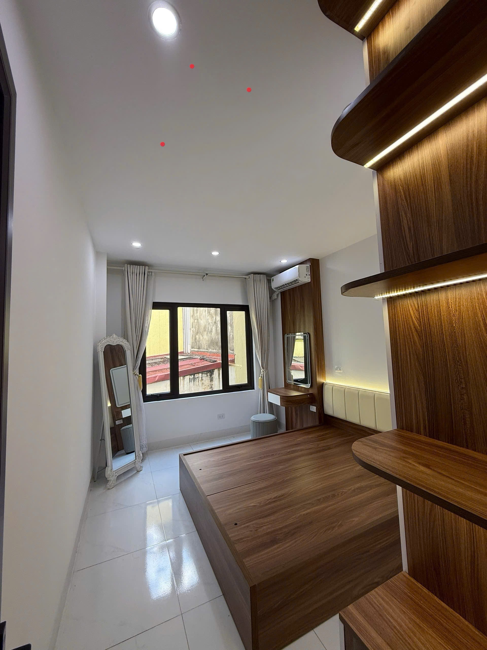 BÁN NHÀ PHÚC LỢI LONG BIÊN DT 38M2 Ô TÔ GẦN TẶNG FULL NỘI THẤT KHU DÂN TRÍ CAO 2