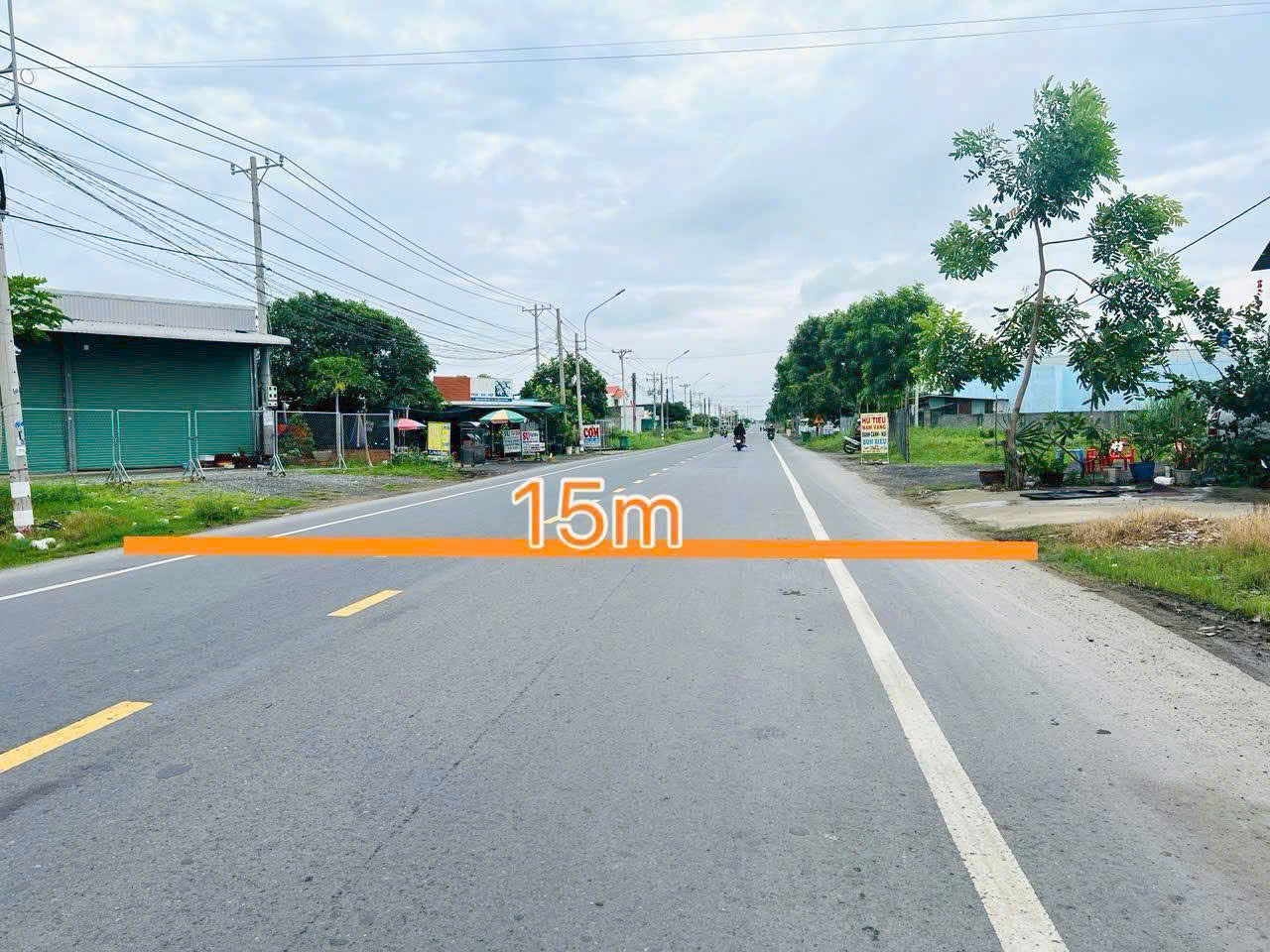 D8ất thổ cư 200m2 mt QL50 mặt bằng kinh doanh Chủ cần bán gấp 2 tỏi 1