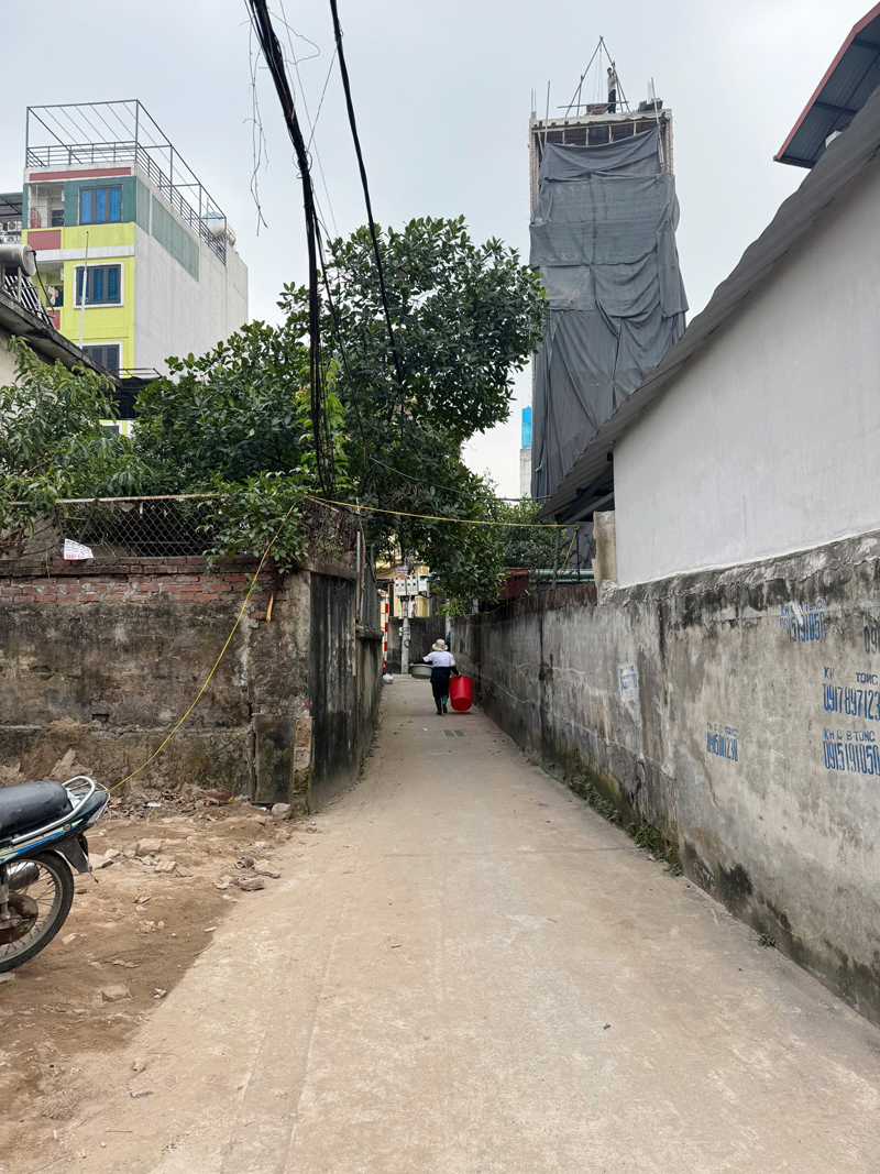 Cần bán 53,5m2 đất trong ngõ 87/6 Trường Lâm. Đường xe moning vào đất, gần 40m Đoàn Khuê 5