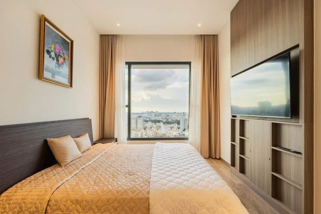 Cho thuê Căn hộ chung cư Quận 1, Hồ Chí Minh, Diện tích 145m², Giá 85 Triệu/tháng