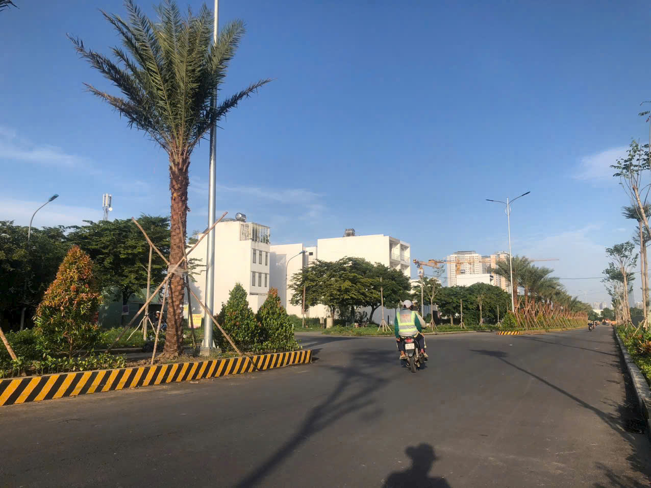 Cần bán Đất Phường An Phú, Quận 2, Diện tích 99m², Giá 350 Triệu/m²