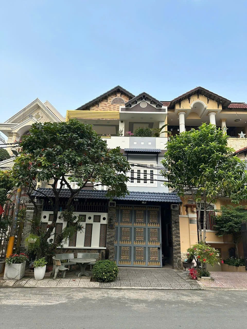 CHDV MẶT TIỀN NGANG 8M – TÂN THỚI NHẤT, Q12 - SÁT CẦU THAM LƯƠNG.