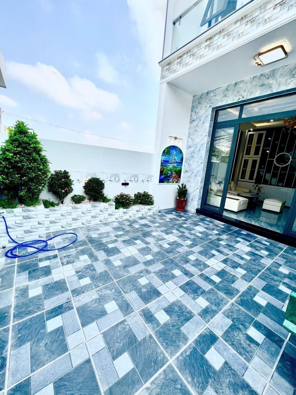 Bán 2 nhà liền kề đã hoàn công xã Mỹ yên , Bến Lức dt 100m2 1 lầu 2pn, 2wc giá 2,5 tỷ 1 căn 6