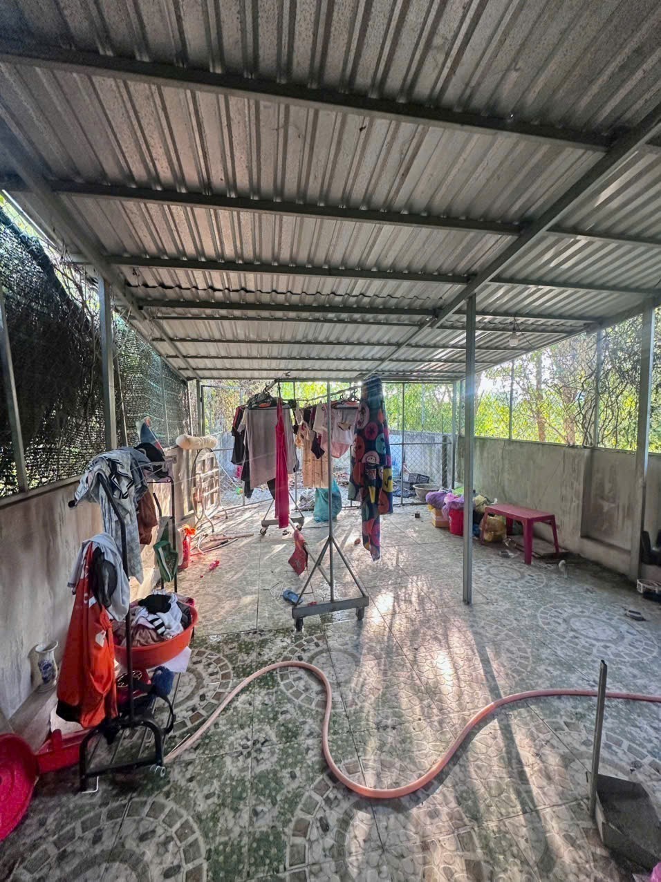 Bán nhà hẻm 2/ tỉnh lộ 15 , xã Tân Thạnh Đông dt 140m2 1 lầu 2pn, 2wc giá chốt 1,9 tỷ 5