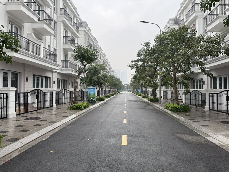 Cần bán 1 hoặc 4 căn sát nhau Shophouse Eurowindow Twin Parks Gia Lâm - Đường Osaka 12m 3