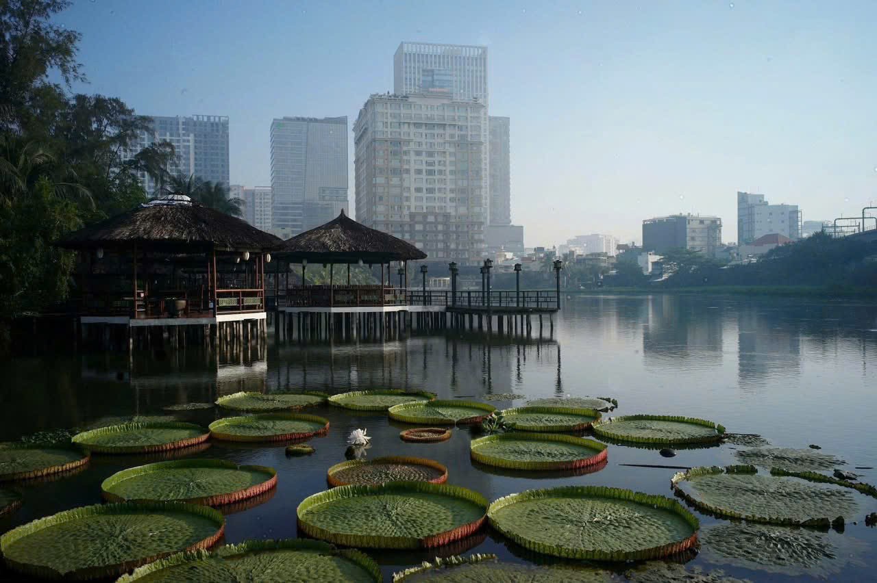 Cho thuê Biệt thự Phường Thủ Thiêm, Quận 2, Diện tích 200m², Giá Thương lượng 2