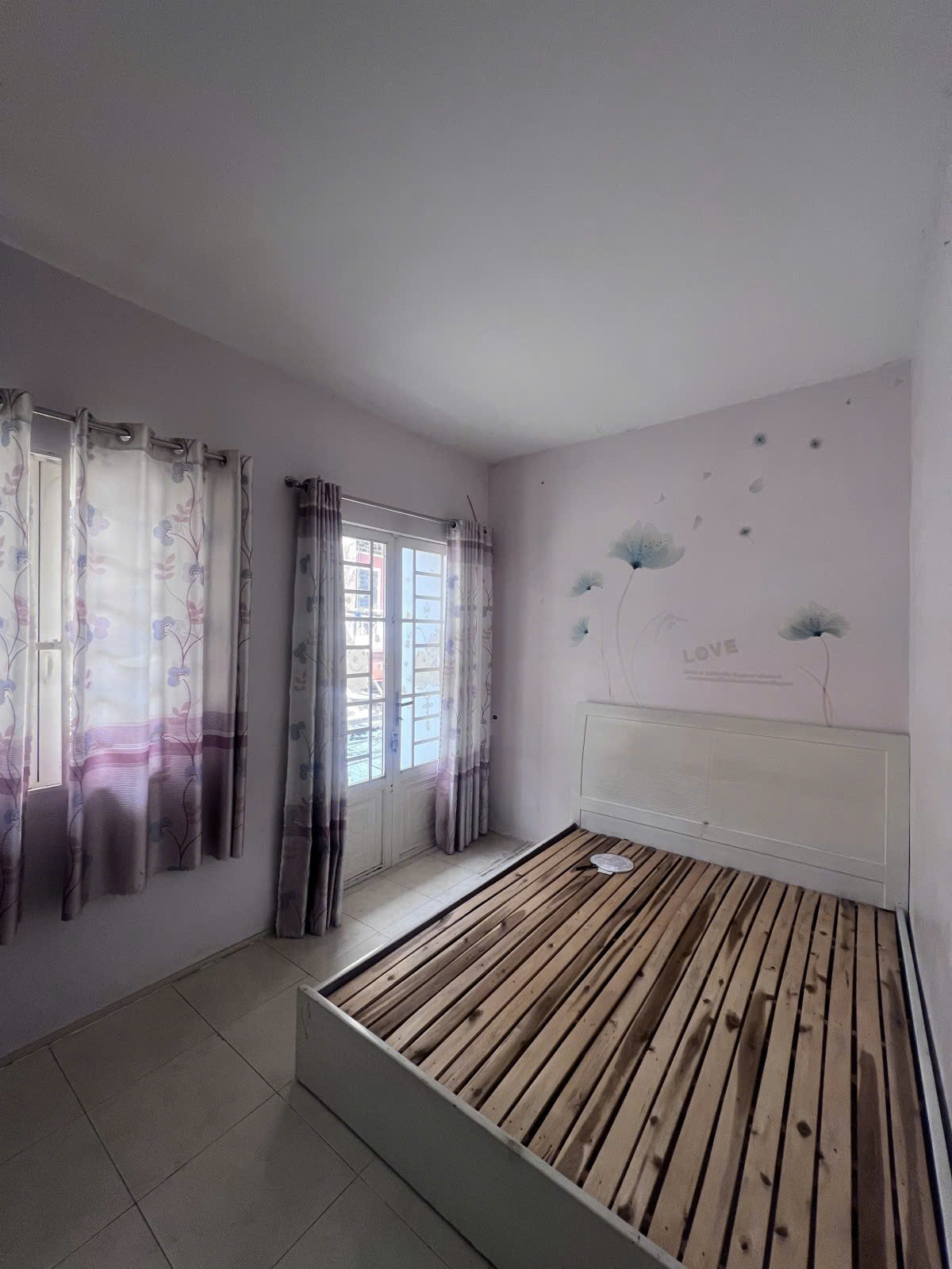 GIÁP TÂN SƠN NHÌ HẺM BA GÁC 32M2 3 TẦNG ĐÚC CHỈ 3.2 TỶ 5