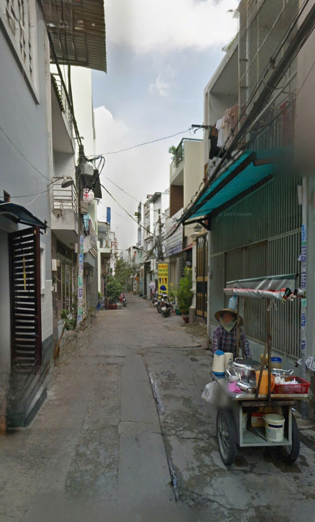 GIÁP TÂN SƠN NHÌ HẺM BA GÁC 32M2 3 TẦNG ĐÚC CHỈ 3.2 TỶ 9