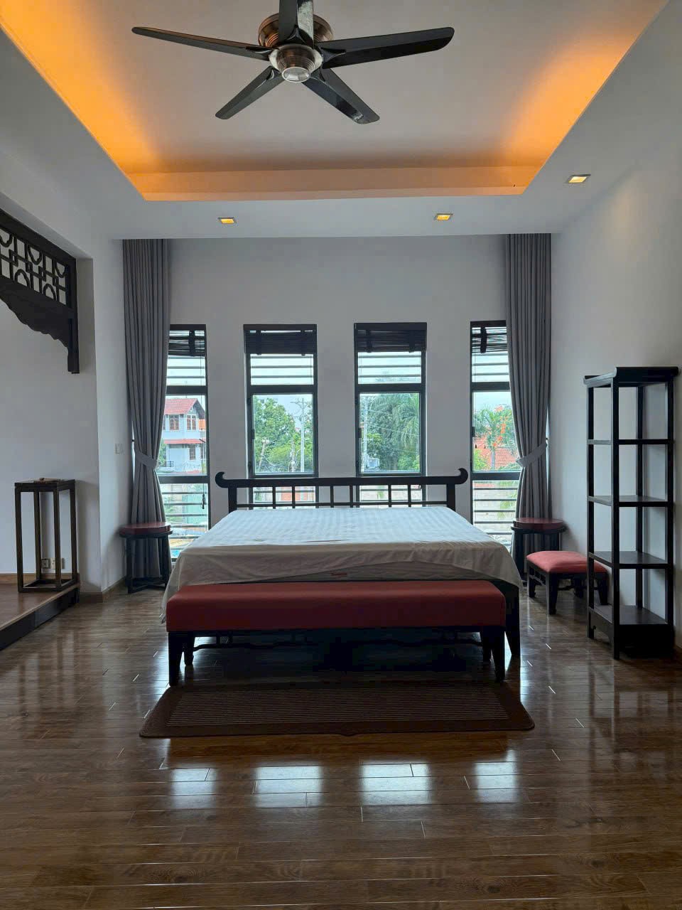 Cho thuê Biệt thự Quận 2, Hồ Chí Minh, Diện tích 140m², Giá Thương lượng 11