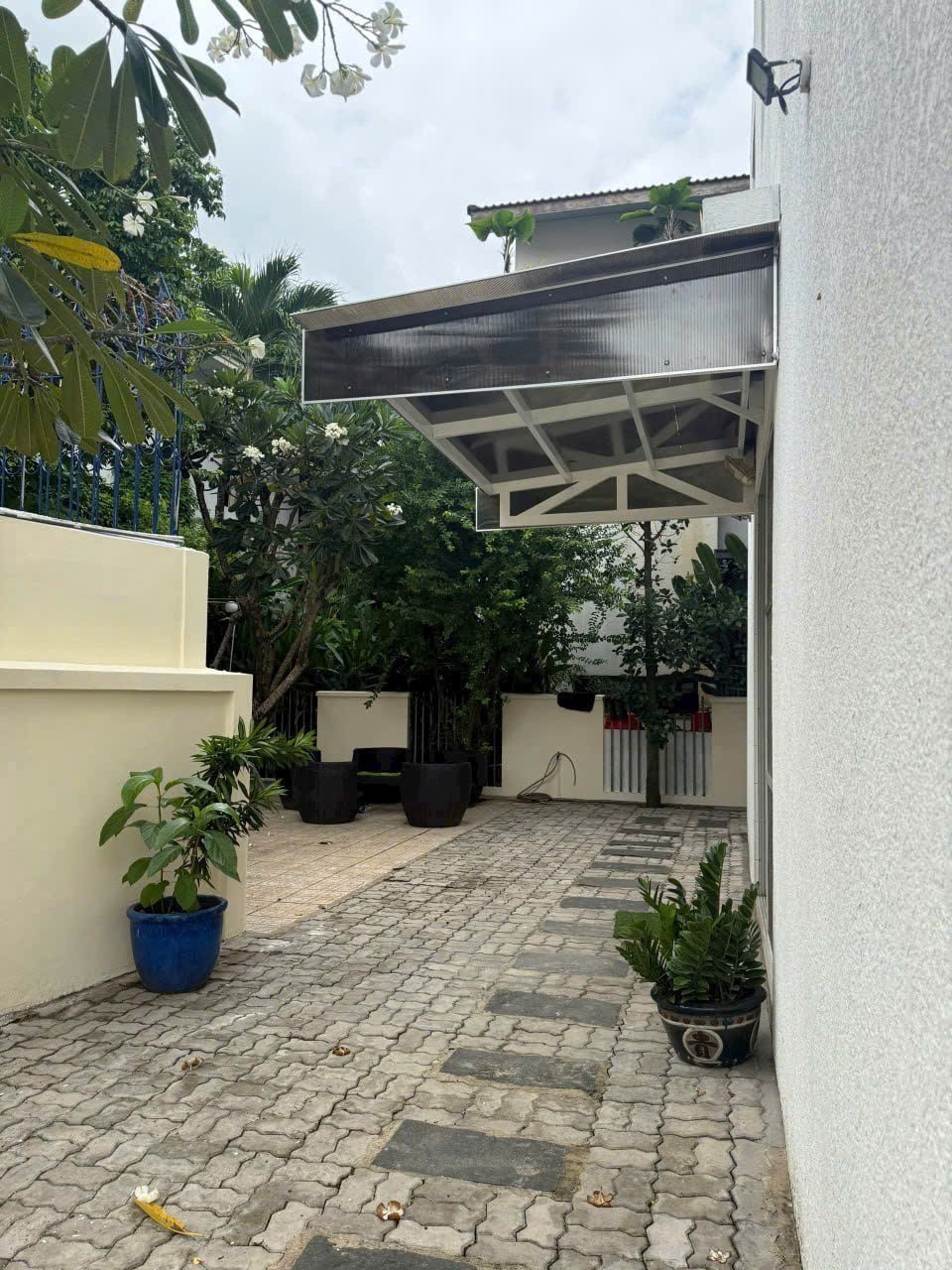 Cho thuê Biệt thự Quận 2, Hồ Chí Minh, Diện tích 140m², Giá Thương lượng 6