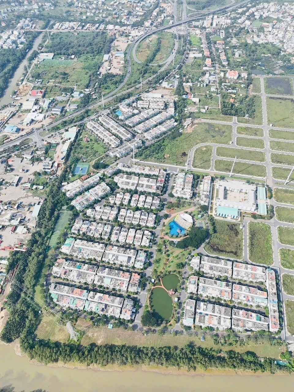 Cho thuê Biệt thự Quận 2, Hồ Chí Minh, Diện tích 140m², Giá Thương lượng 10