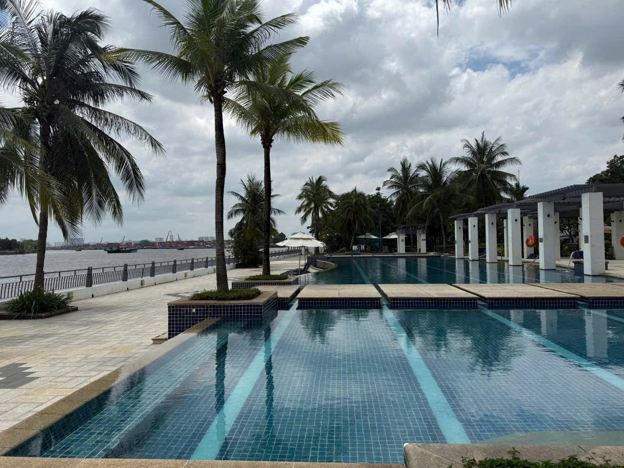 Cho thuê Biệt thự Quận 2, Hồ Chí Minh, Diện tích 140m², Giá Thương lượng 7