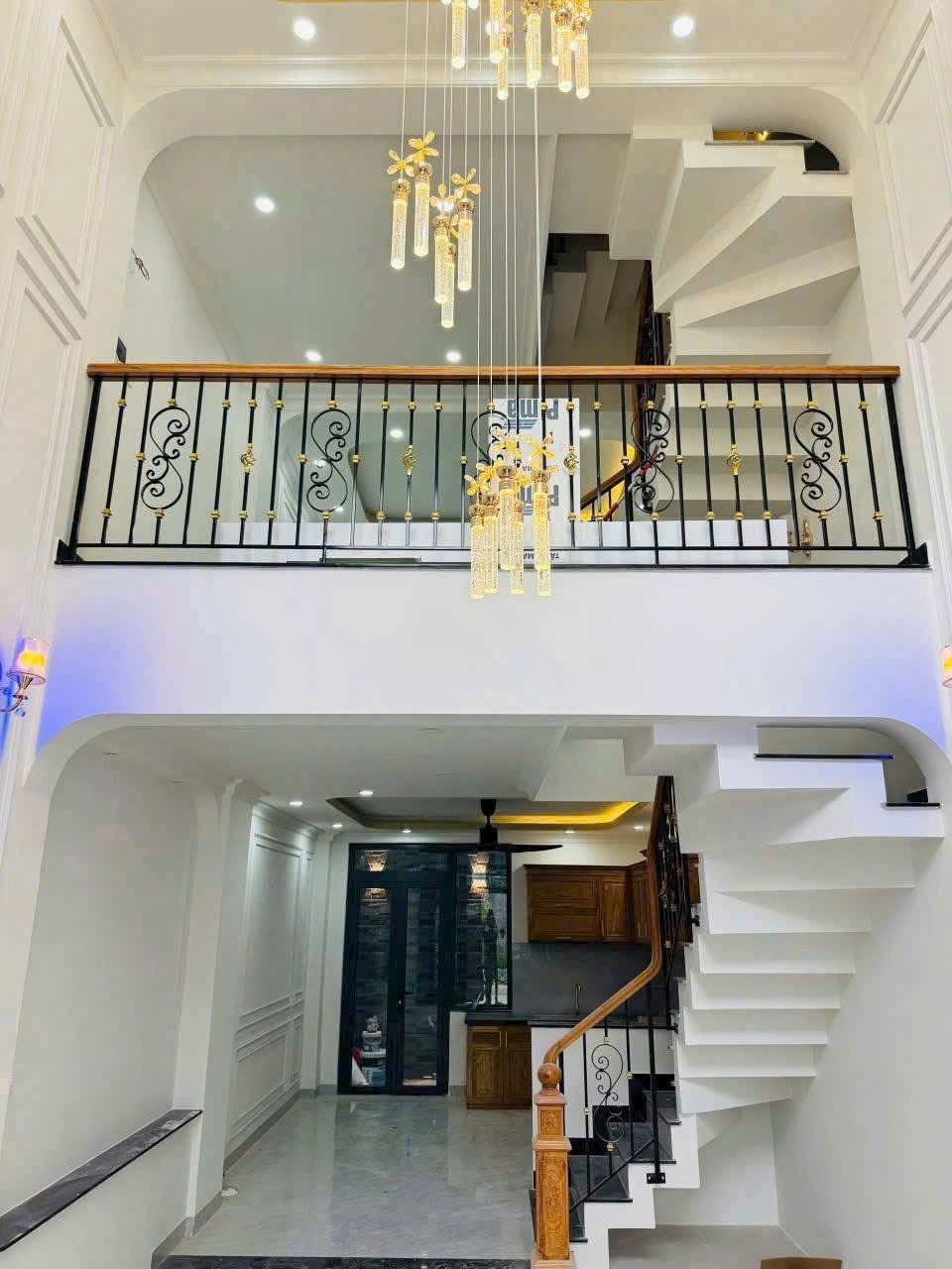 Bán nhà 5 tầng 52m2, 4PN, 4WC, đường số 48, Hiệp Bình Chánh, Thủ Đức, TP HCM - Giá 7,8 tỷ, sổ hồng.