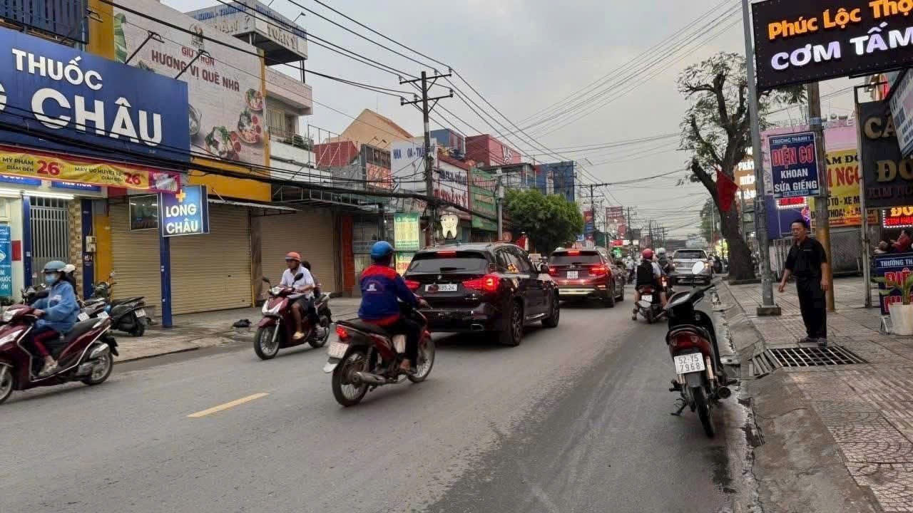 CẶP NHÀ MẶT TIỀN NGUYỄN ẢNH THỦ – ĐOẠN VIP SÁT LÊ VĂN KHƯƠNG – HIẾM Q12 2