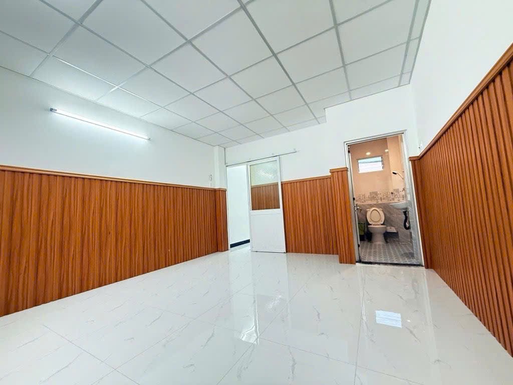 Chủ ngộp giảm sâu gần nửa tỷ Nhà hẻm Bùi Văn Ba, hẻm thẳng xe 7 chỗ tới nhà– chào chỉ 4,9 TỶ (TL) 3