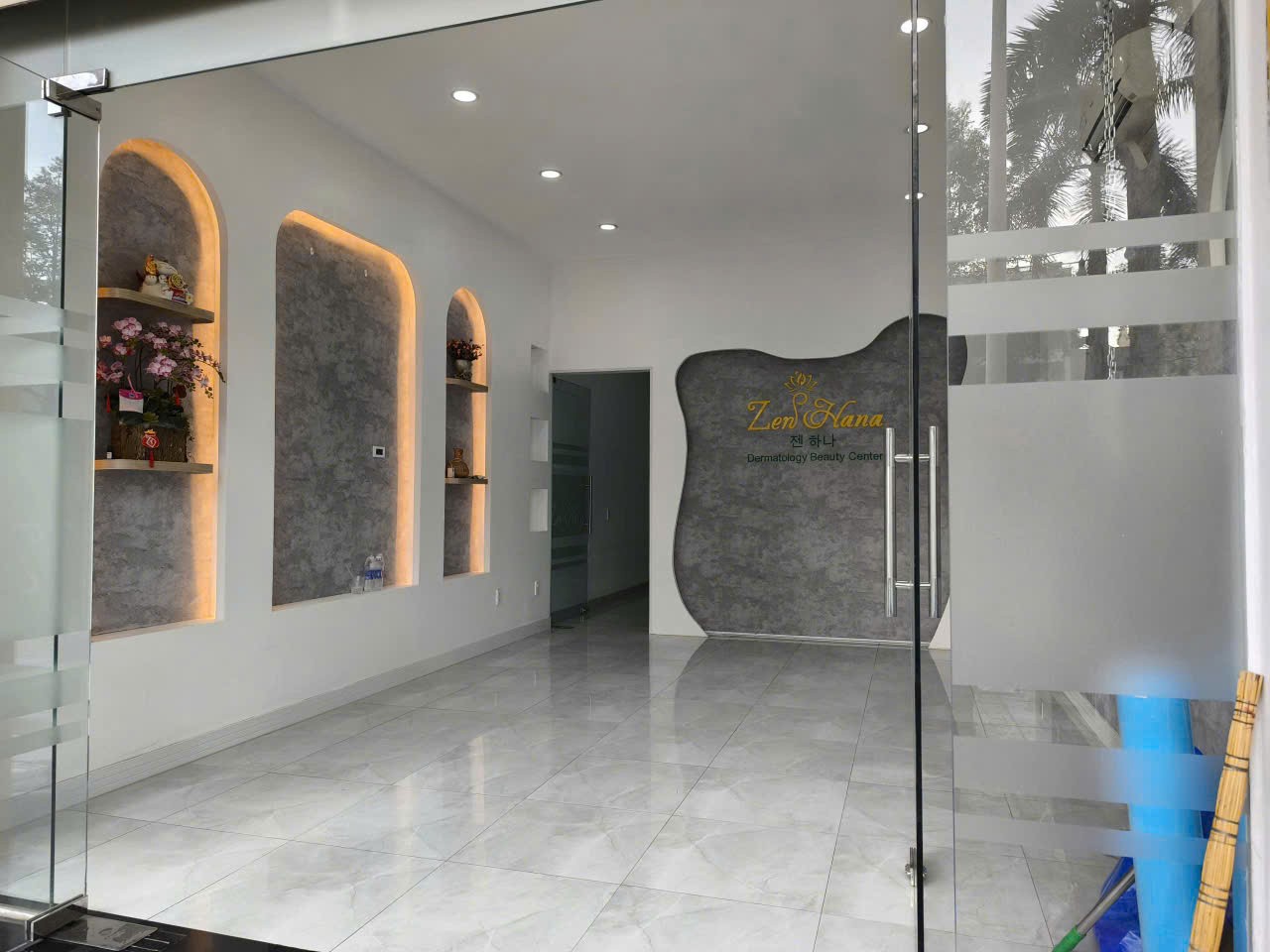 Cho thuê Nhà mặt tiền Dĩ An, Bình Dương, Diện tích 280m², Giá Thương lượng 9