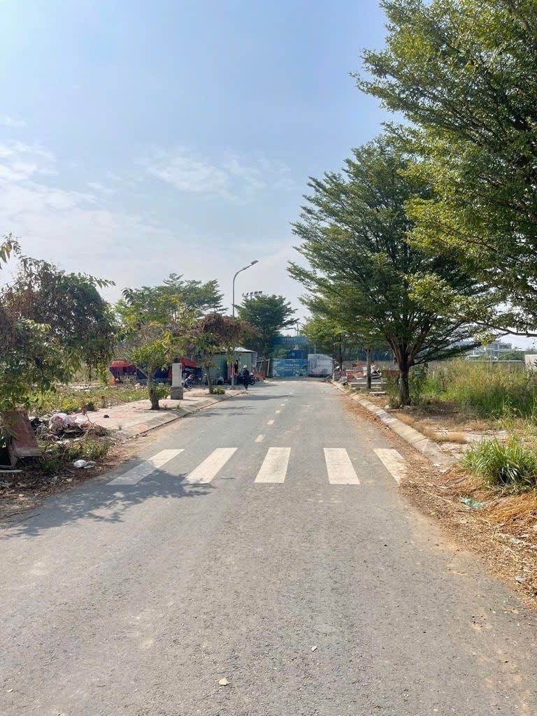 Bán đất KDC Thanh Nhựt – Phước Kiểng, Nhà BèDT: 108,5m² (6 × 18m)Giá: 53 triệu/m² 2