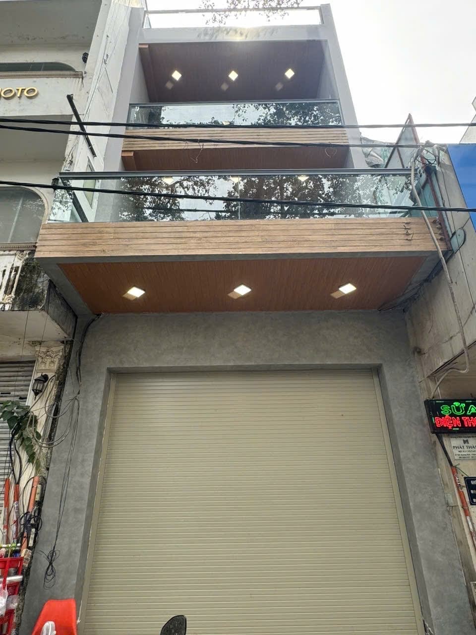 Cần bán Nhà mặt tiền Phường Tân Định, Quận 1, Diện tích 100m², Giá 52 Tỷ 8