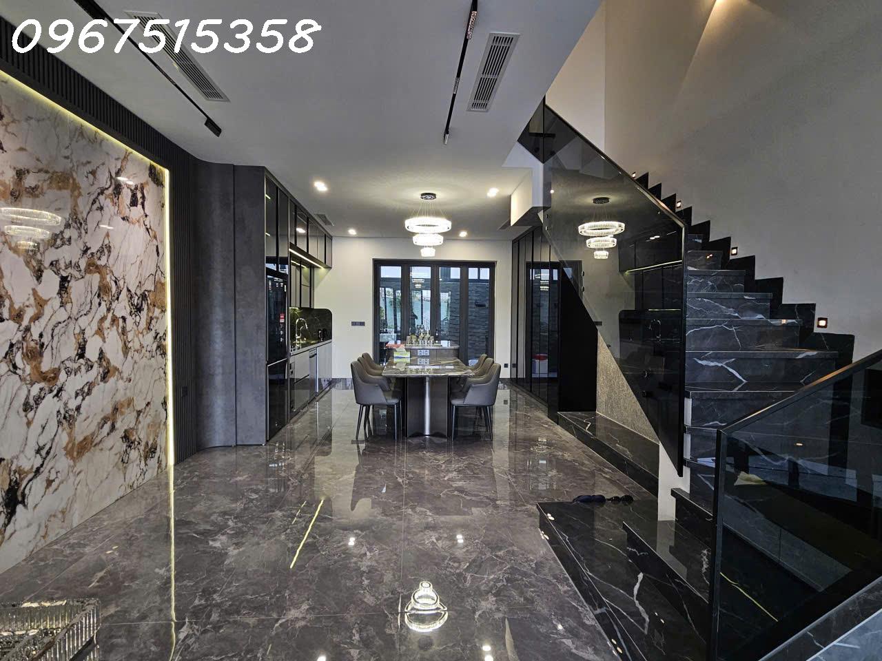 Nhà 3 tầng KĐT Mỹ Gia cực đẹp full nội thất chỉ việc ở 4