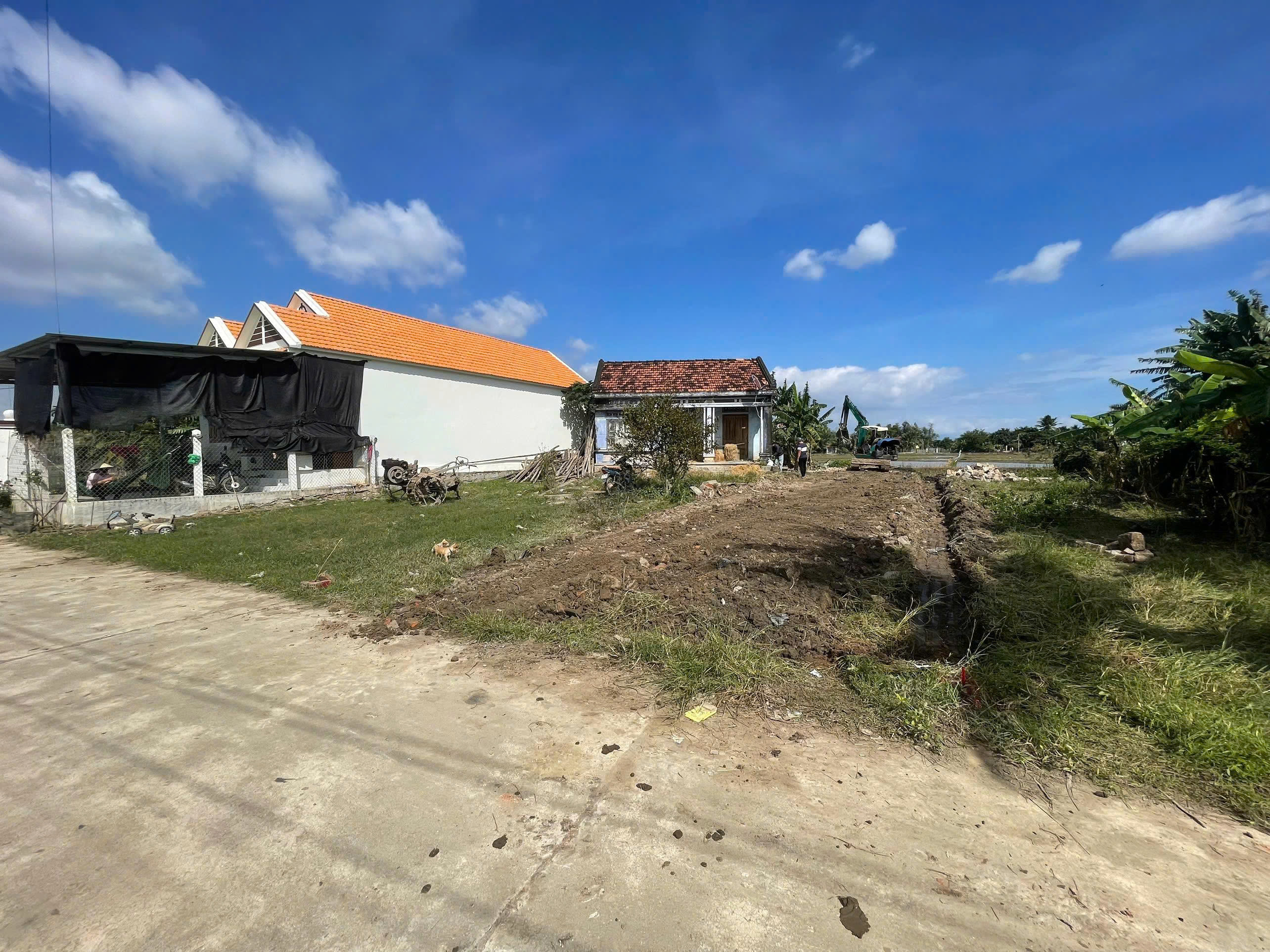 Bán đất đường oto giá chỉ 4,5tr/m2 Phường Ninh Hoà Khánh Hoà 0985451850