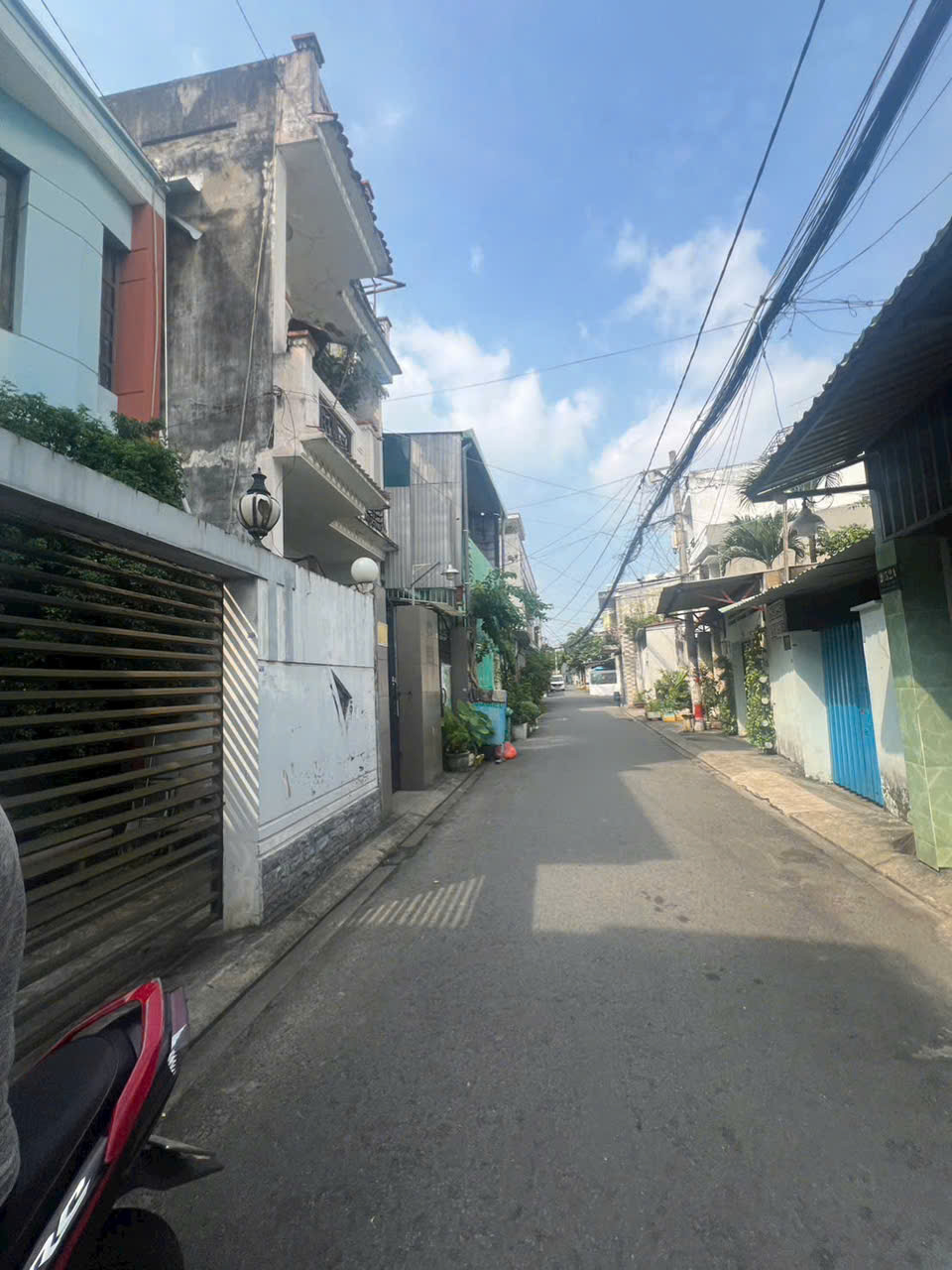 XƯỞNG TRUNG TÂM Q12 – 1 SẸC ĐÔNG HƯNG THUẬN 42 – HẺM 7M THÔNG 4