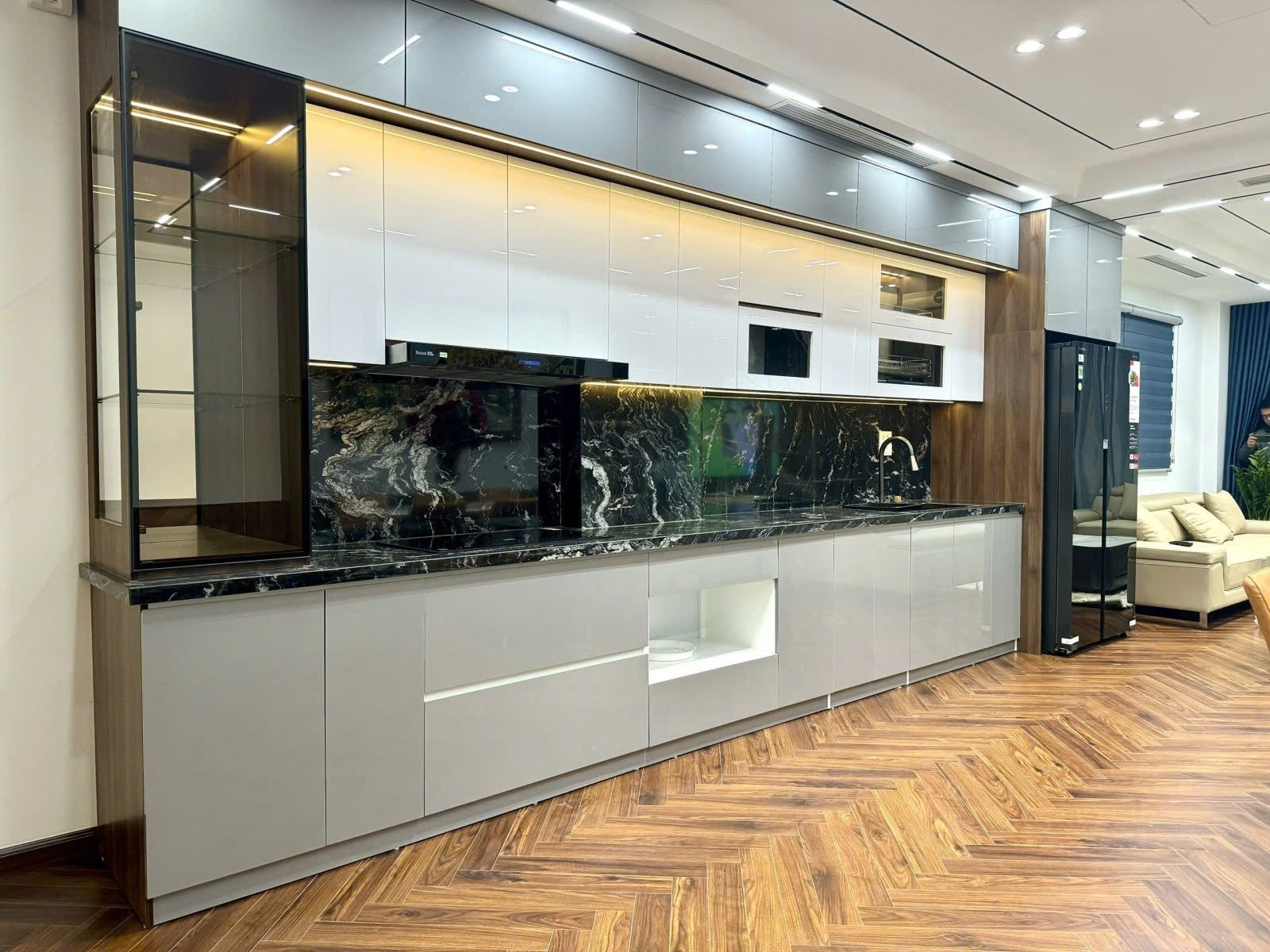 NHÀ ĐẸP GA RA 2 Ô TÔ FULL NỘI THẤT Ngọc Lâm 60m2 X 6 Tầng ,mặt tiền 4.5 m 19.2 tỷ Long Biên. 5