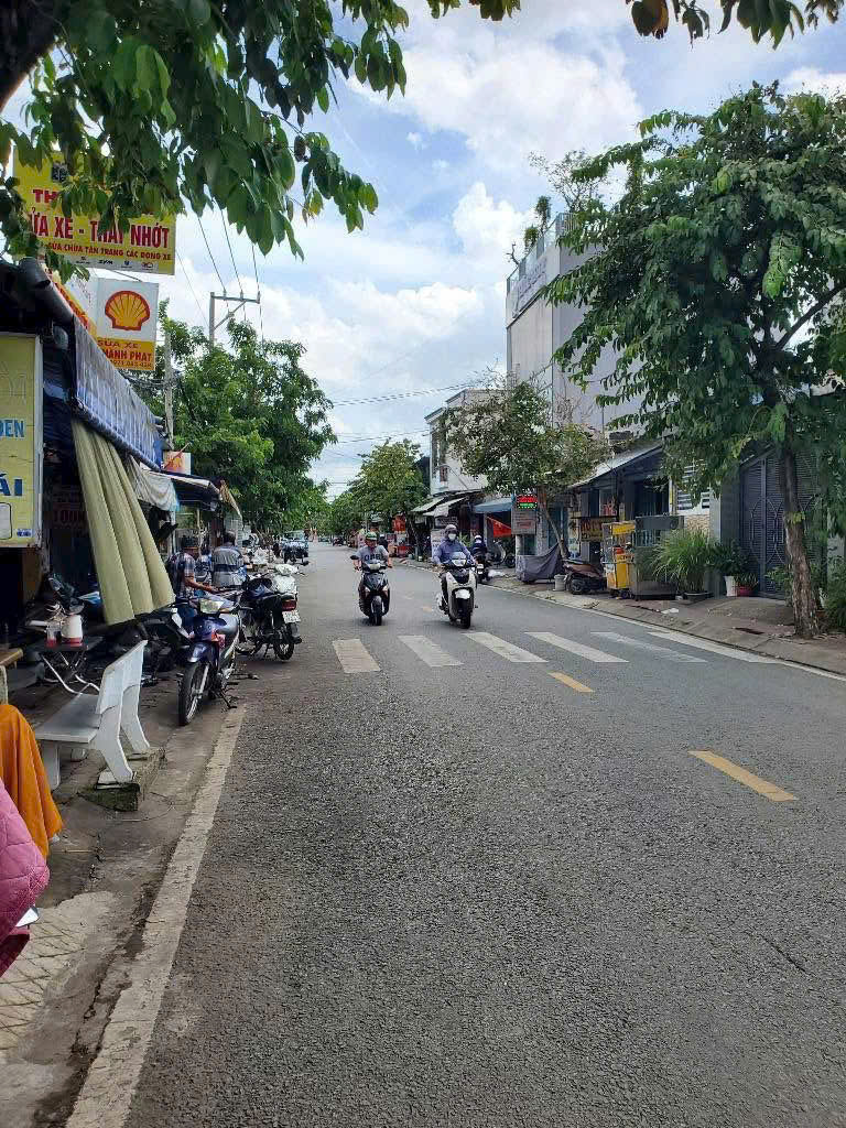 BÁN GIẢM SÂU LÔ ĐẤT THỔ CƯ  MẶT TIỀN THÁI THỊ GIỮ, BÀ ĐIỂM NGANG 8M VIP 3