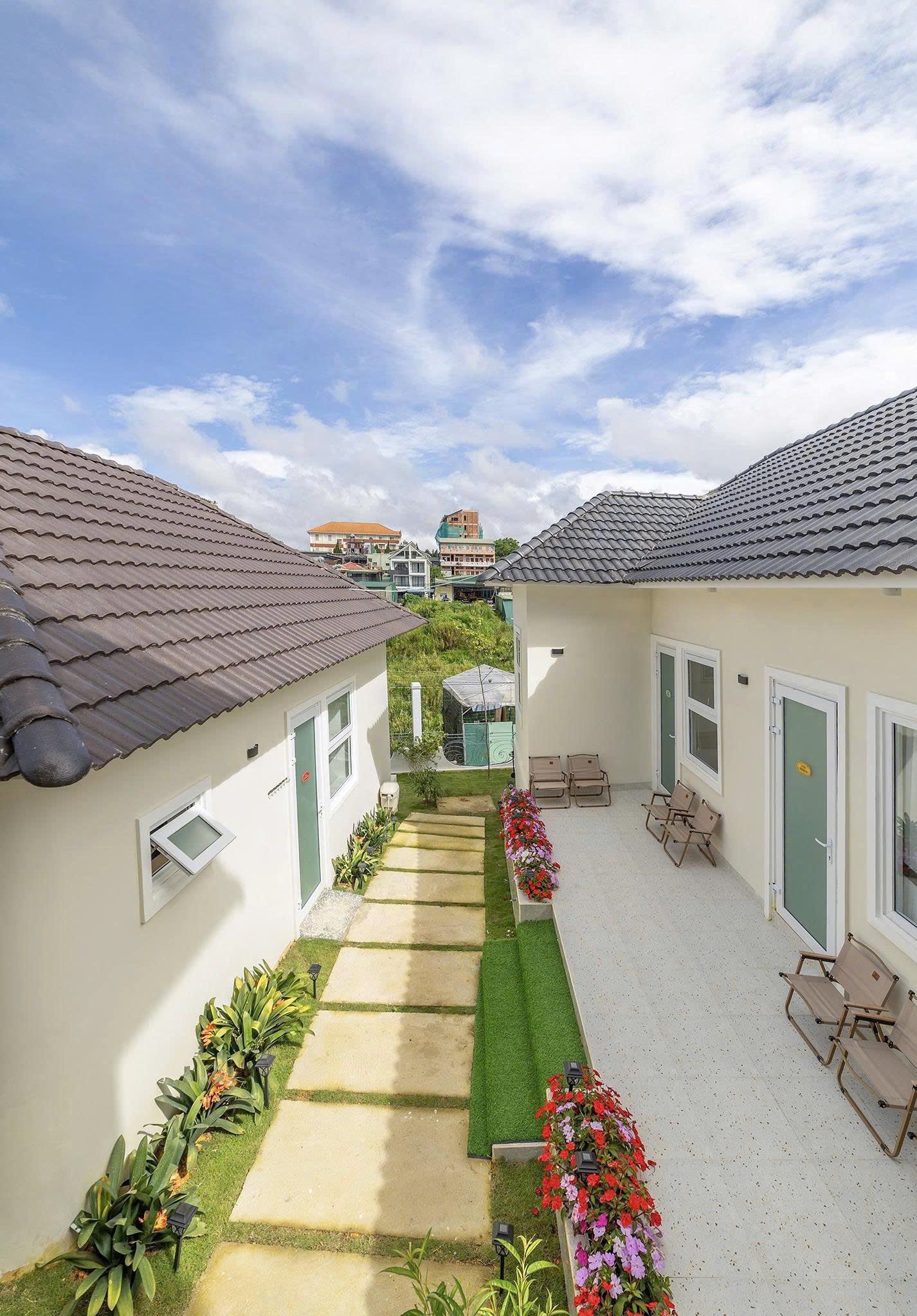 Cho thuê villa sân vườn 4 nhà riêng biệt 7 phòng đường Lý Nam Đế, phường 8, đà lạt giá 40tr 2