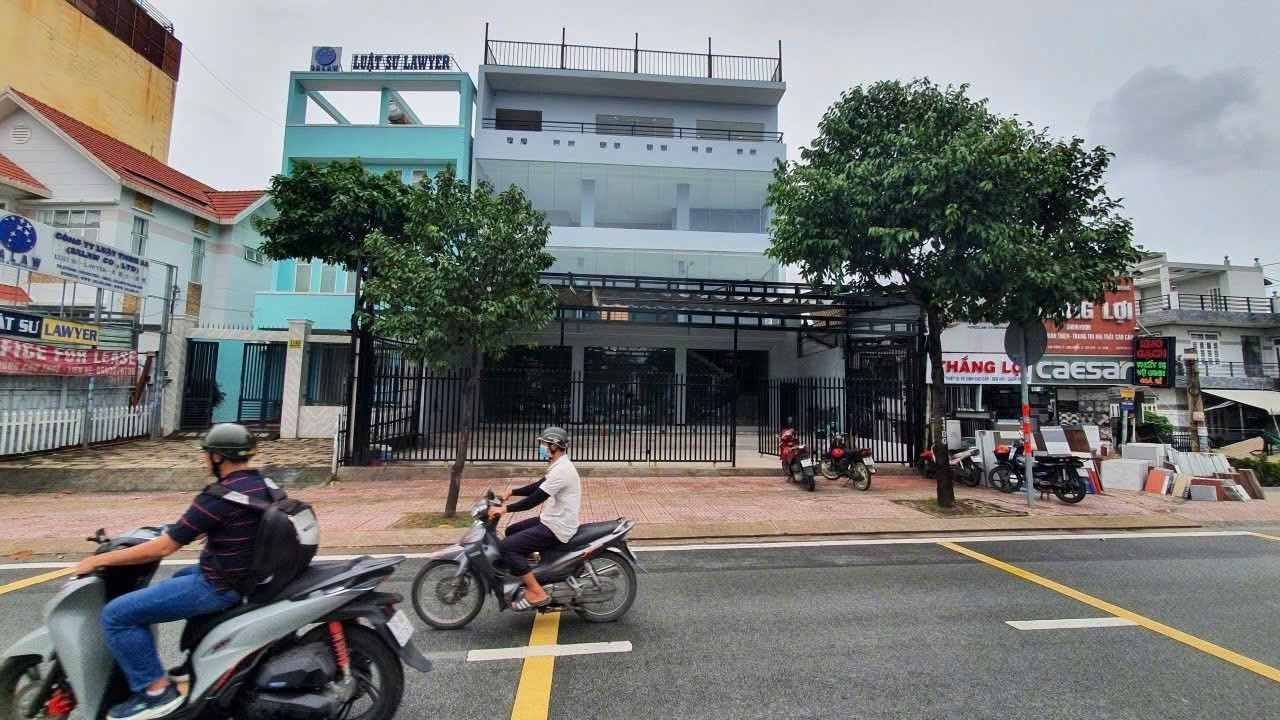 Cần bán Nhà mặt tiền Phường Hiệp Bình Chánh, Thủ Đức, Diện tích 120m², Giá 29 Tỷ 6