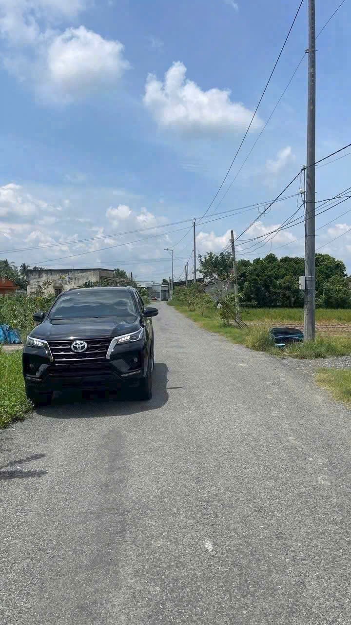 Bán đất thổ cư mặt tiền Nguyễn Văn Dư , xã Bình Lãng , Tân Trụ dt 151,2m2 giá 670 triệu 2