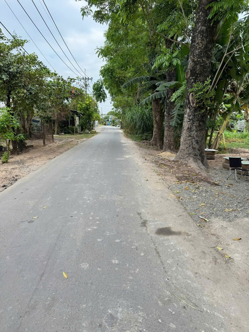 Bán đất mặt tiền đường 409 , xã Phước Vĩnh An dt 410m2 ( 100m2 thổ cư ) giá 3,7 tỷ 3