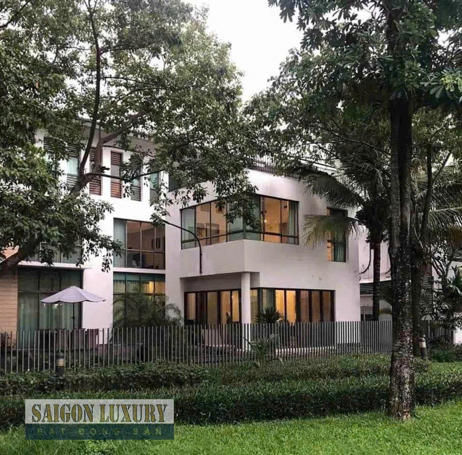 Cho thuê Nhà mặt tiền Quận 2, Hồ Chí Minh, Diện tích 300m², Giá Thương lượng 3