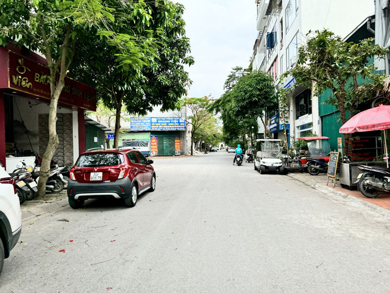 Cần bán 73,7m2 nhà 6 tầng mặt phố Kim Quan Thượng. Gần phố Đào Đình Luyện và khu Tulip Vinhomes