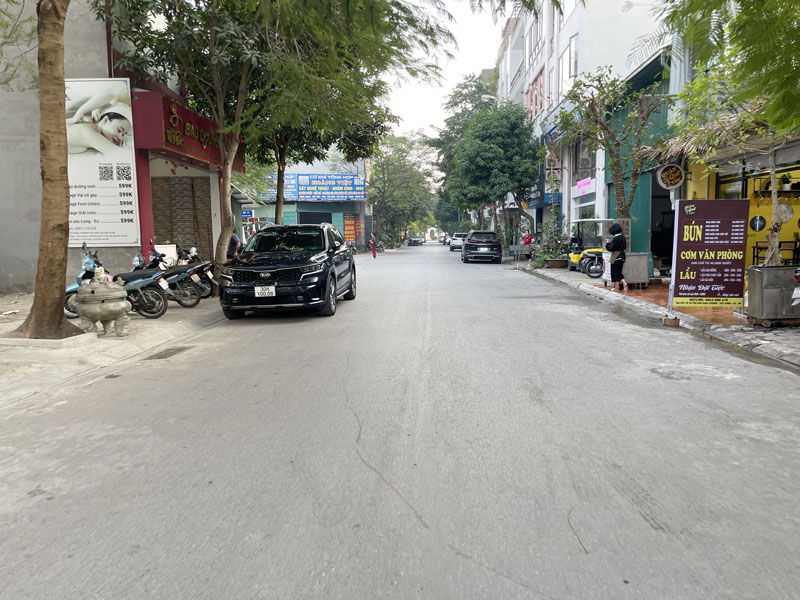 Cần bán 73,7m2 nhà 6 tầng mặt phố Kim Quan Thượng. Gần phố Đào Đình Luyện và khu Tulip Vinhomes 2