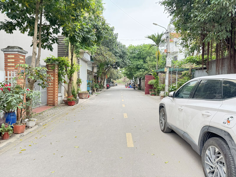 Bán đất đấu giá Đổng Xuyên - Thuận An 93,4m2 đường rộng 13m, gần đường gom đê, trường, chợ