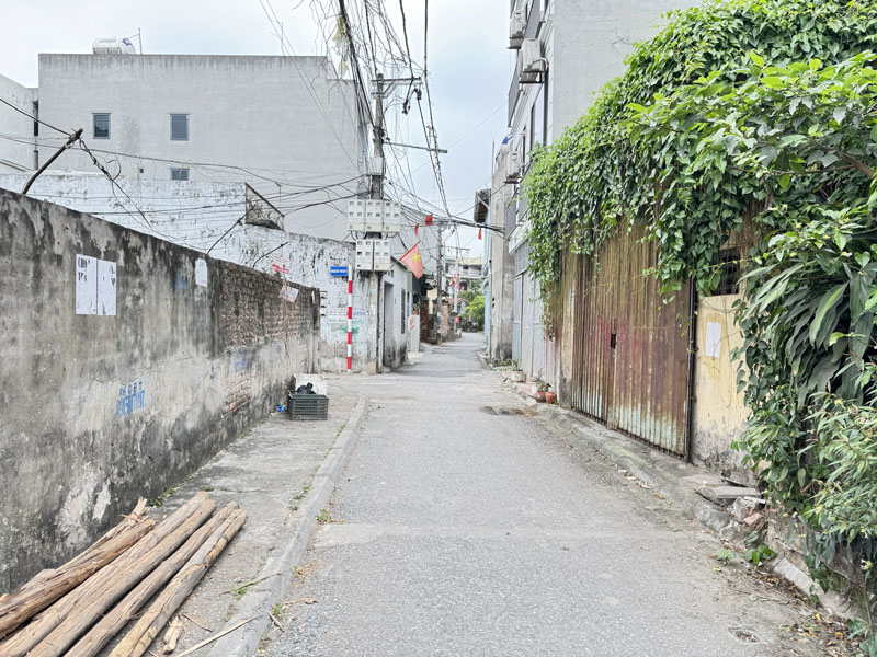 Bán đất Bát Khối 54,5m2 mặt tiền khủng 6,44m, đường thông ô tô gần hồ thoáng mát 3