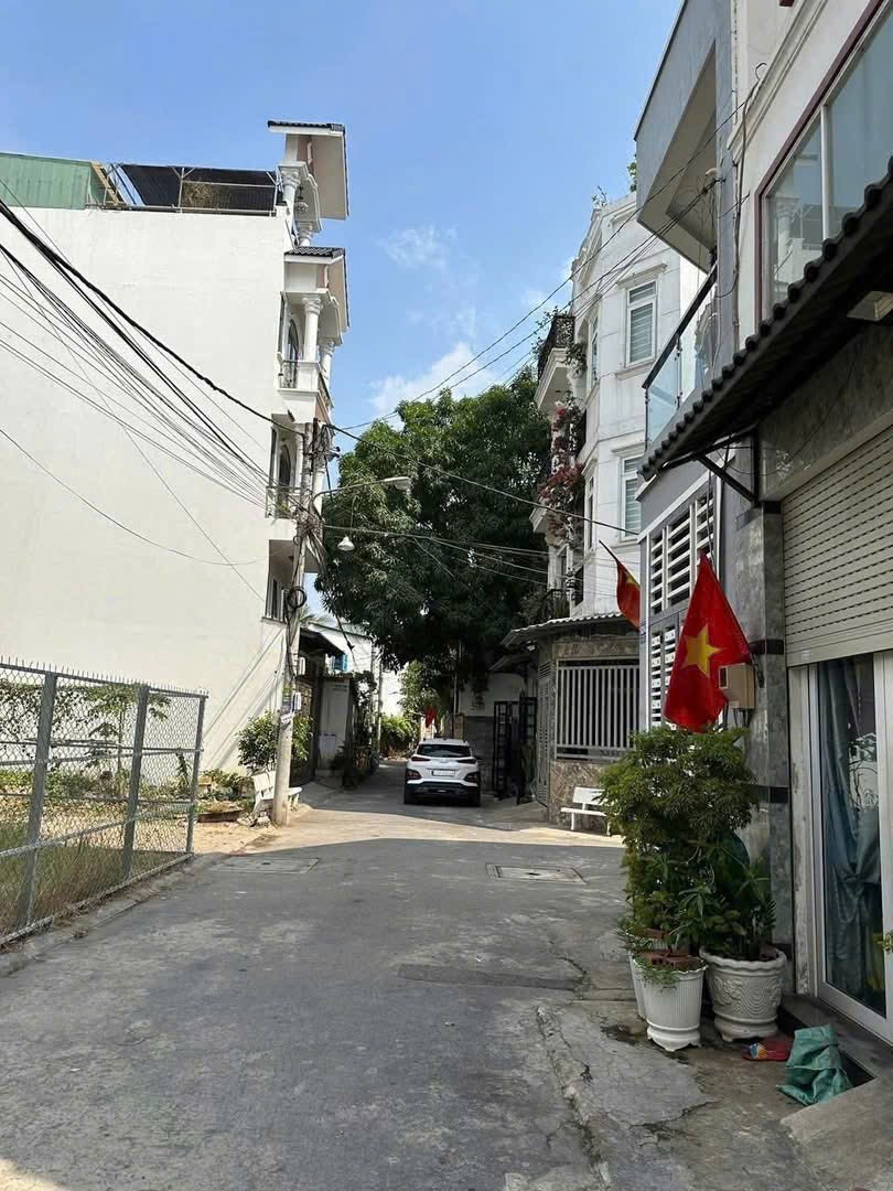 SIÊU HIẾM BIỆT THỰ 3 LẦU - ÔTÔ THÔNG -LÊ THỊ HOA - TAM BÌNH 4