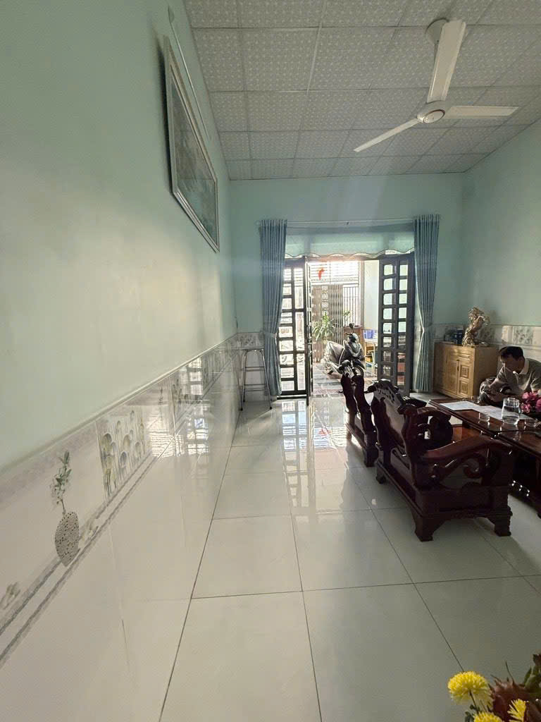 NHÀ ĐẸP NGAY CHỢ LINH XUÂN - ÔTÔ ĐẬU CỬA - THÔNG KHU CHẾ XUẤT LINH TRUNG 3