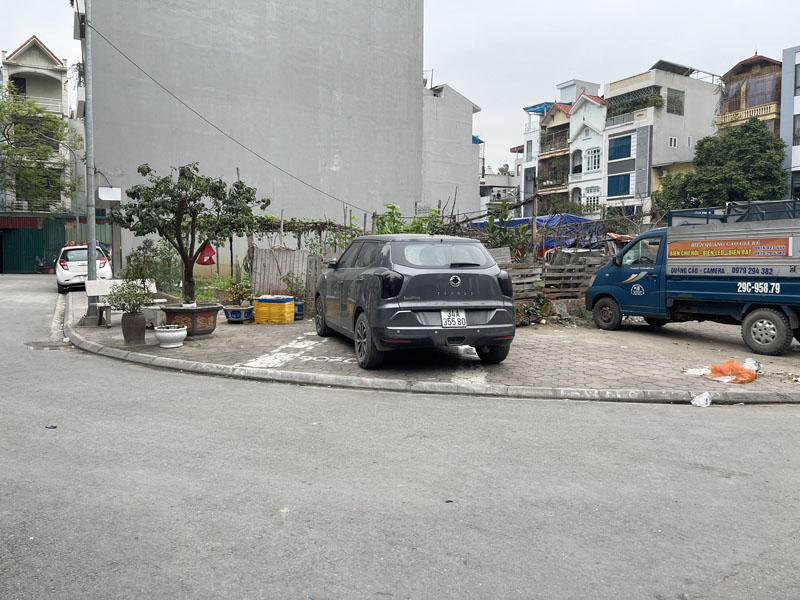 Cần bán 99,1m2 lô góc đất đấu giá Cổ Bi. Đường rộng 15m, 3 ô tô tránh, phù hợp làm Văn Phòng, Công 5