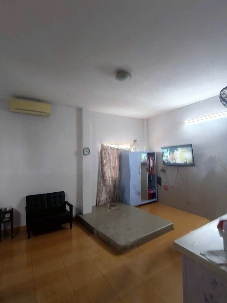 BÁN NHÀ 3 LẦU HƠN 110M2, HỒ VĂN TƯ , F TRƯỜNG THỌNGAY CHỢ THỦ ĐỨC - THÔNG TỨ HƯỚNG 5