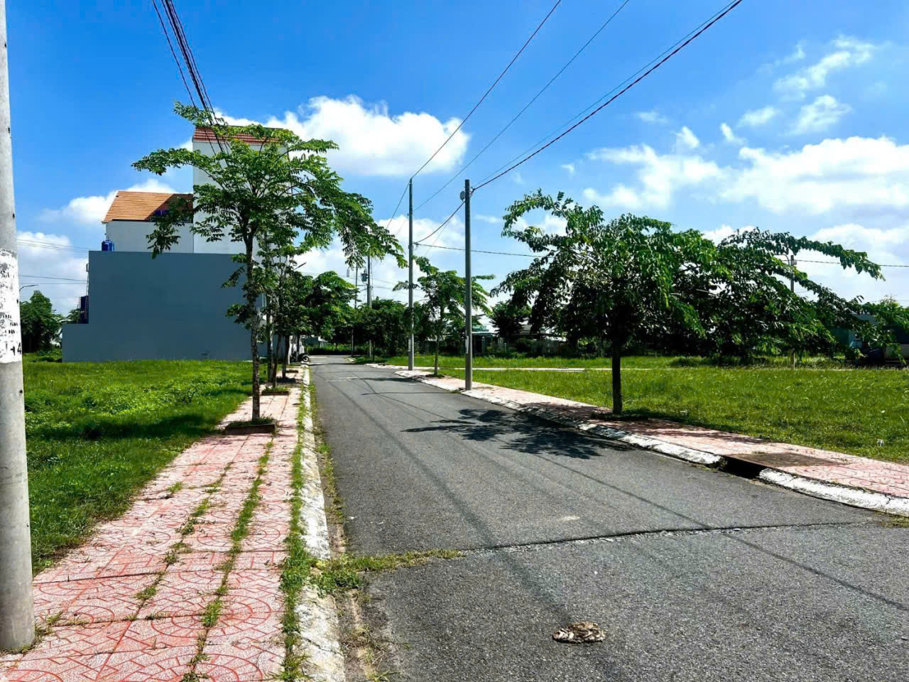 Bán nền thổ cư KDC 1B, đường Chu Văn An , thị trấn Cần Đước dt 92,2 m2 đường nhựa 5m giá 980 triệu