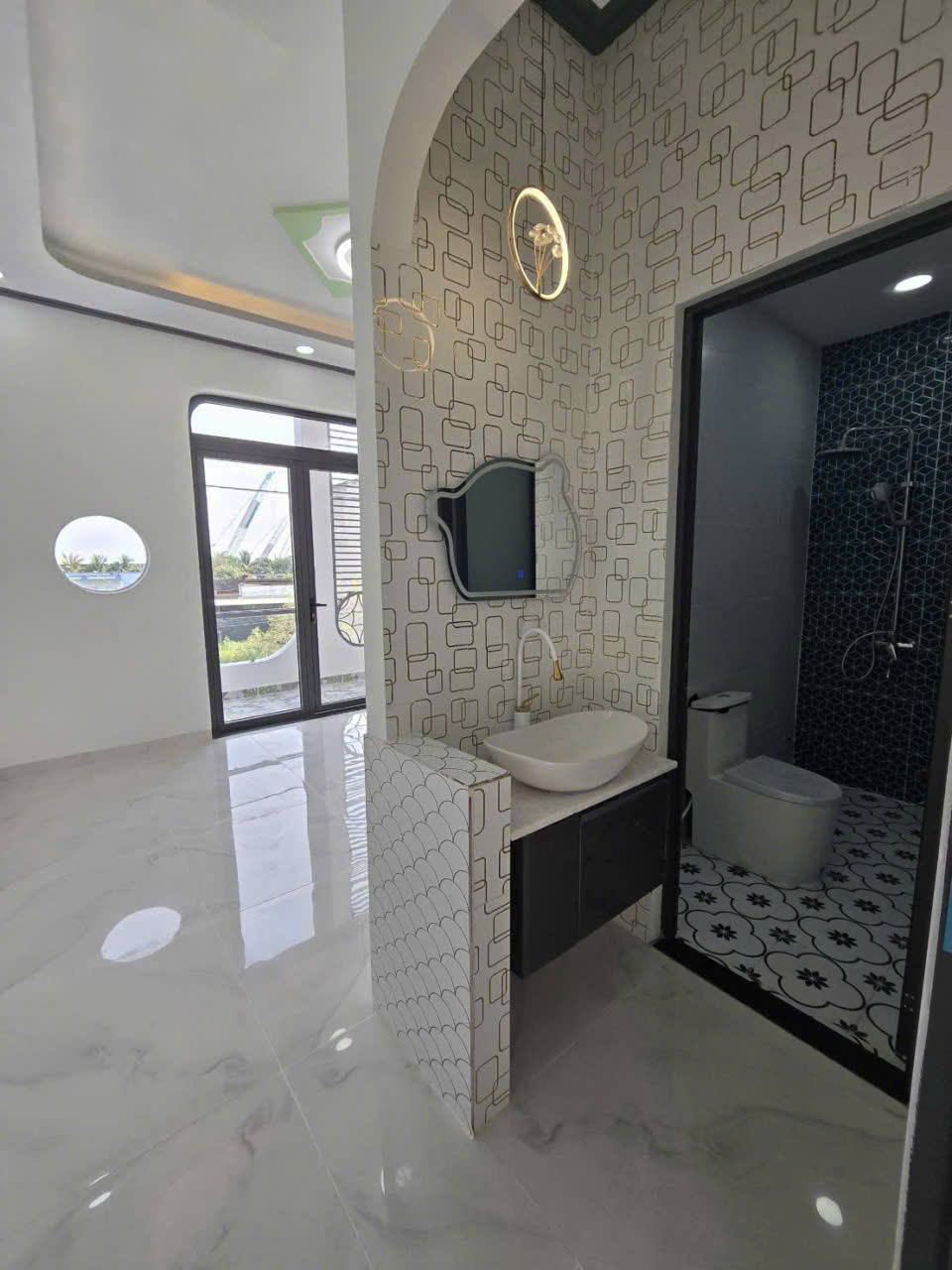 Bán nhà mới xây trong KDC Hoàng Phúc , xã Long Khê dt 81m2 , 2 lầu , 3pn , 3wc giá 3,28 tỷ 7