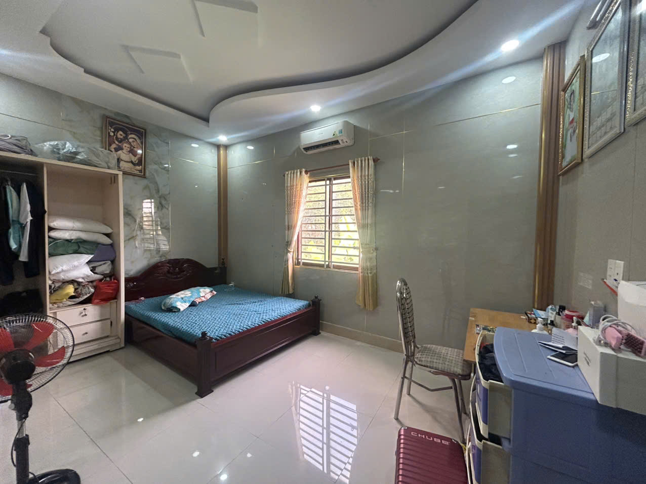 Bán nhà 3 tầng 50m2 đường Số 6, Linh Xuân, Thủ Đức, TP HCM. Giá 4,95 tỷ, sổ hồng chính chủ. 3