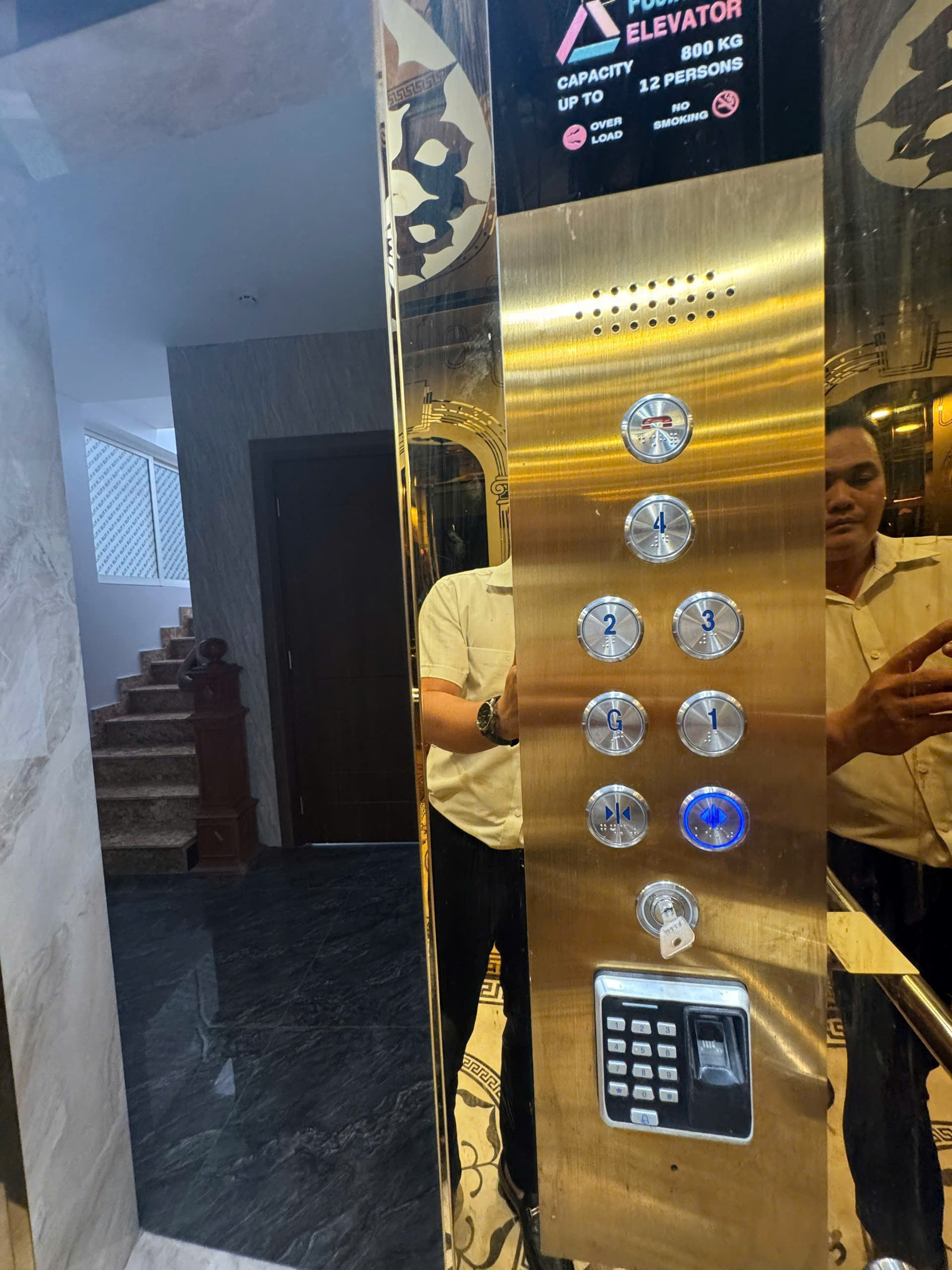 Cần bán Nhà mặt tiền Phường 11, Bình Thạnh, Diện tích 97m², Giá 32 Tỷ 2