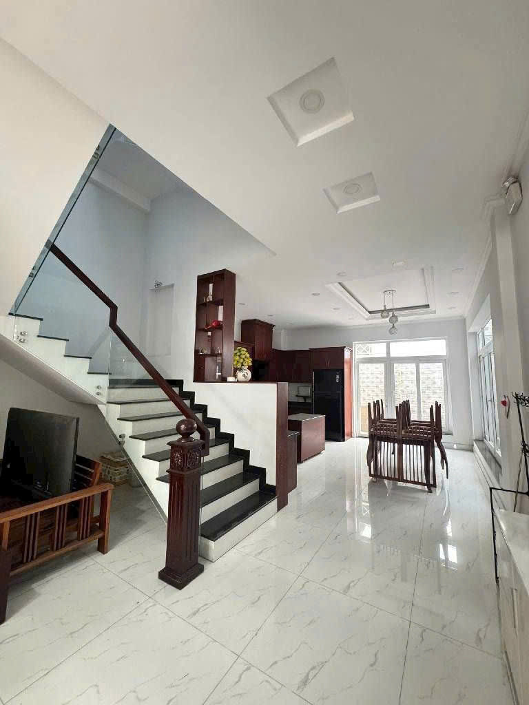 Cần bán Nhà mặt tiền Phường Phước Long B, Quận 9, Diện tích 154m², Giá 29 Tỷ