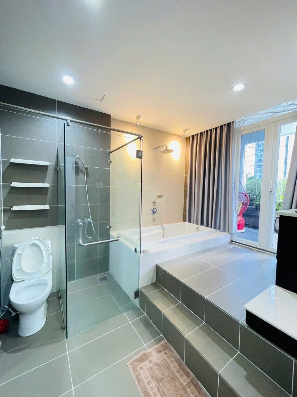 Cho thuê Biệt thự Phường Phú Mỹ, Quận 7, Diện tích 144m², Giá Thương lượng 4