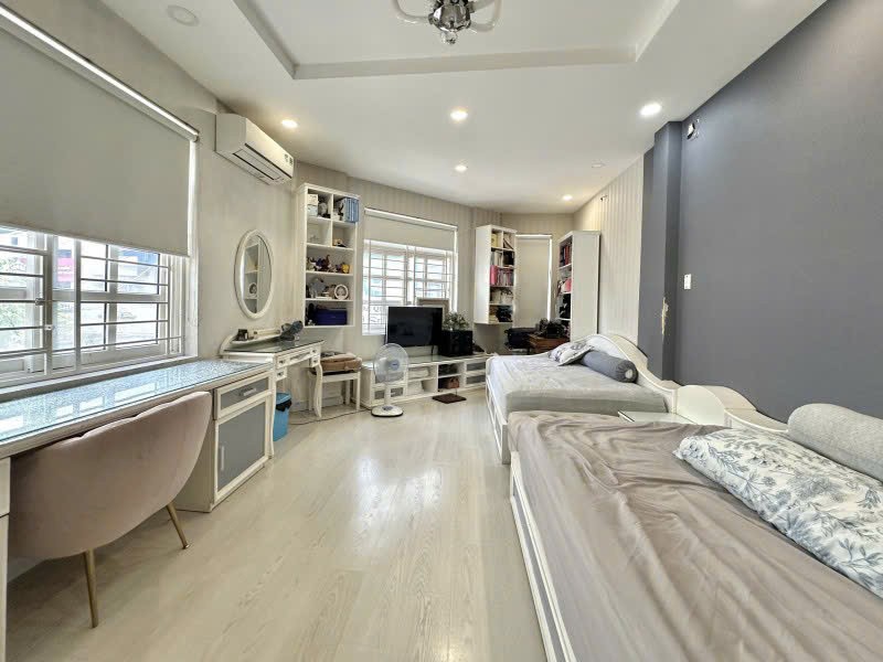 Cần bán Nhà mặt tiền Phường 2, Phú Nhuận, Diện tích 60m², Giá 27 Tỷ 4