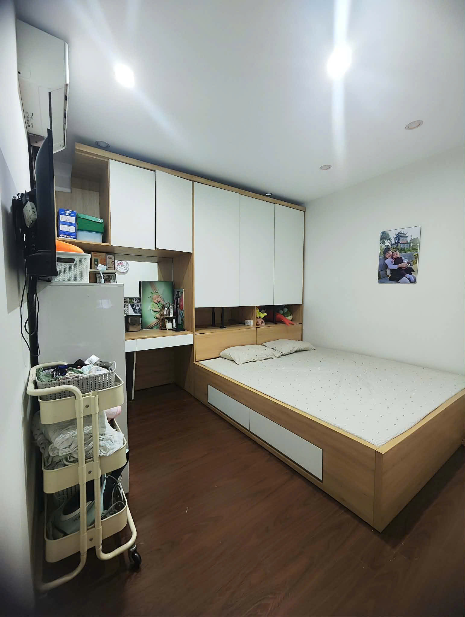 Chính Chủ Bán Gấp Căn Hộ 70m², 2pn, Ban Công Đông Nam View Hồ Thanh Hà 5