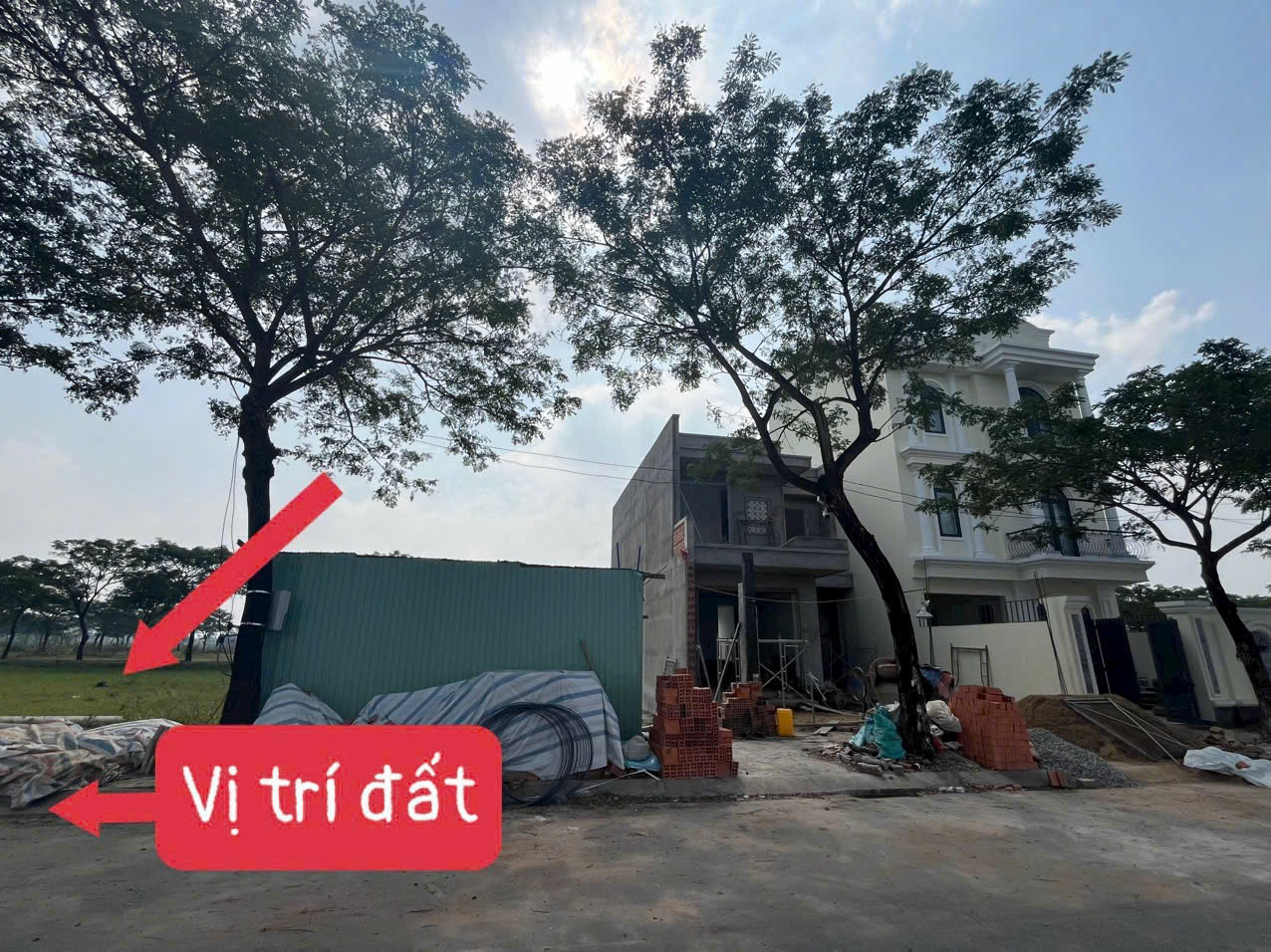 Bán lô đất xây biệt thự đẹp đường số 3, kp 11, thị trấn Thủ Thừa dt 150m2 full thổ giá 2,5 tỷ 3