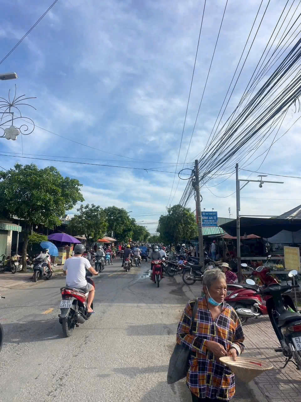 Bán đất thổ cư mt ĐT 833B , xã Long Cang , Cần Đước dt 174m2 giá 2,45 tỷ 2